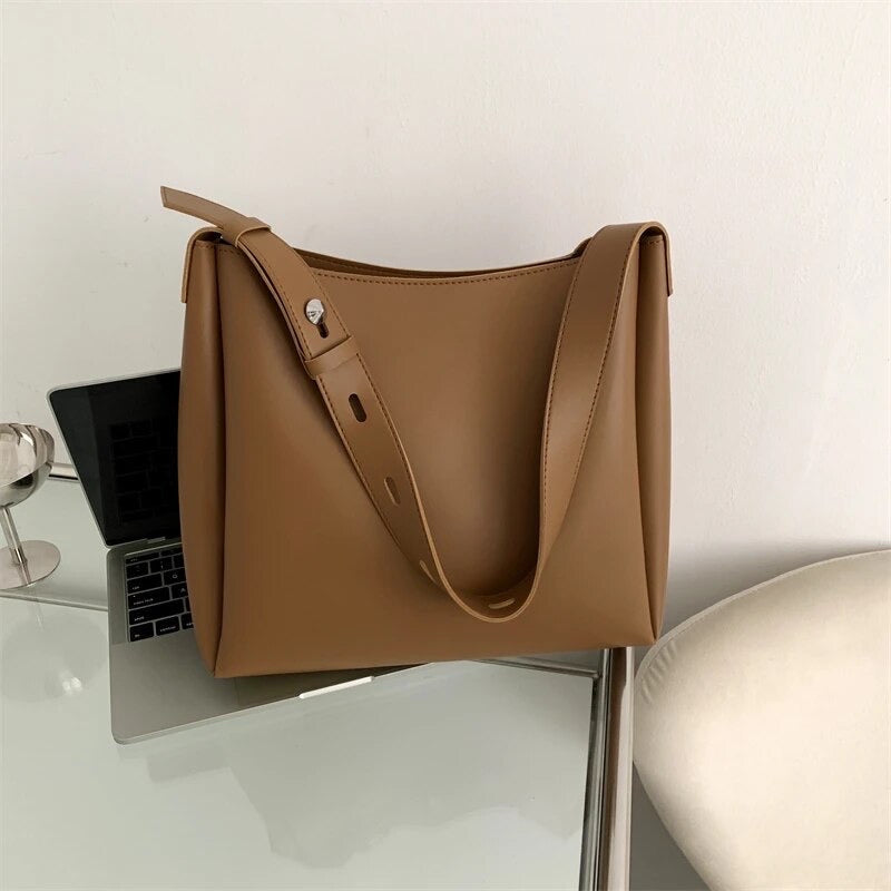 The Bella Bag