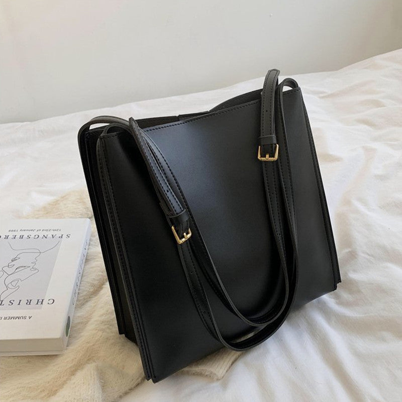 The Arya Bag