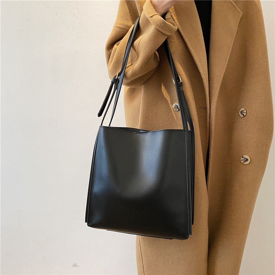 The Arya Bag