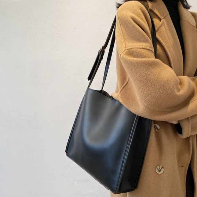 The Arya Bag