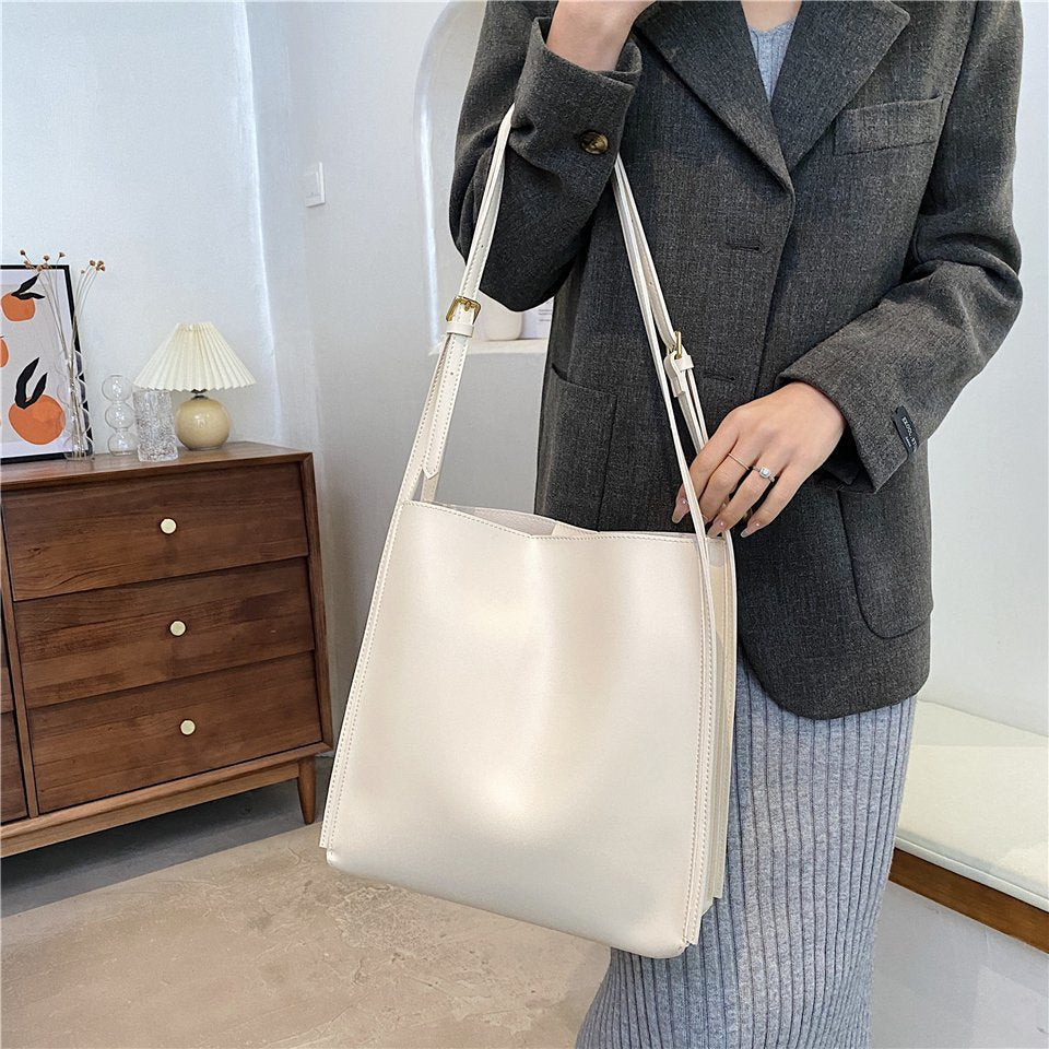 The Arya Bag